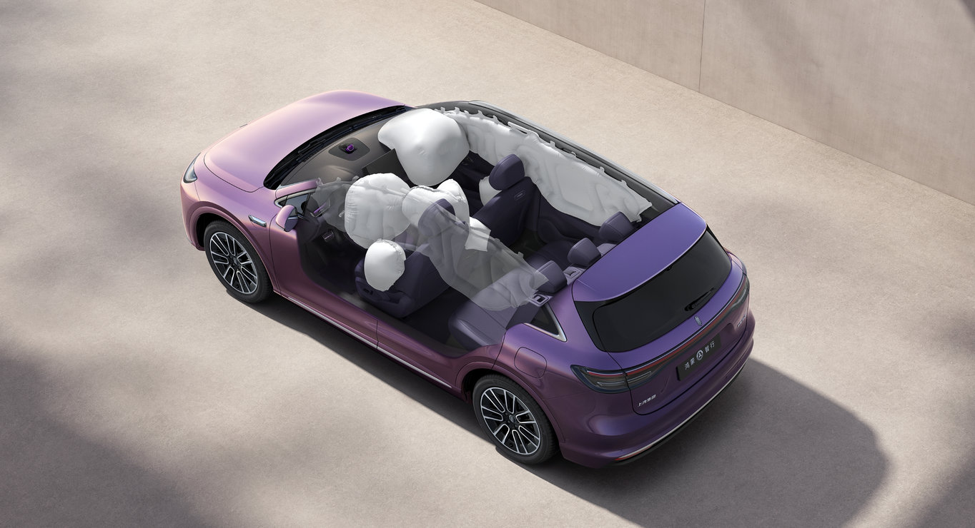 图片展示了尚界 H5 的安全气囊位置