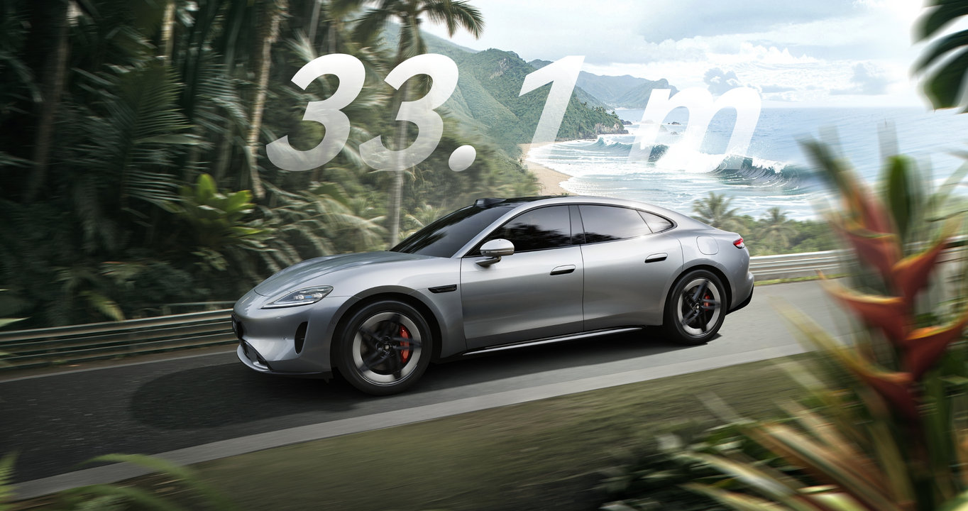 行驶制动的尚界 Z7，展示了车的百零制动