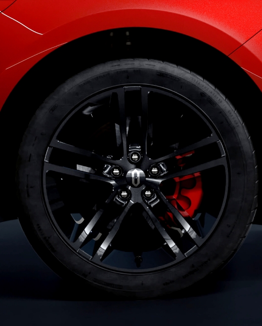 问界 新M5 Ultra 黑曜轮毂