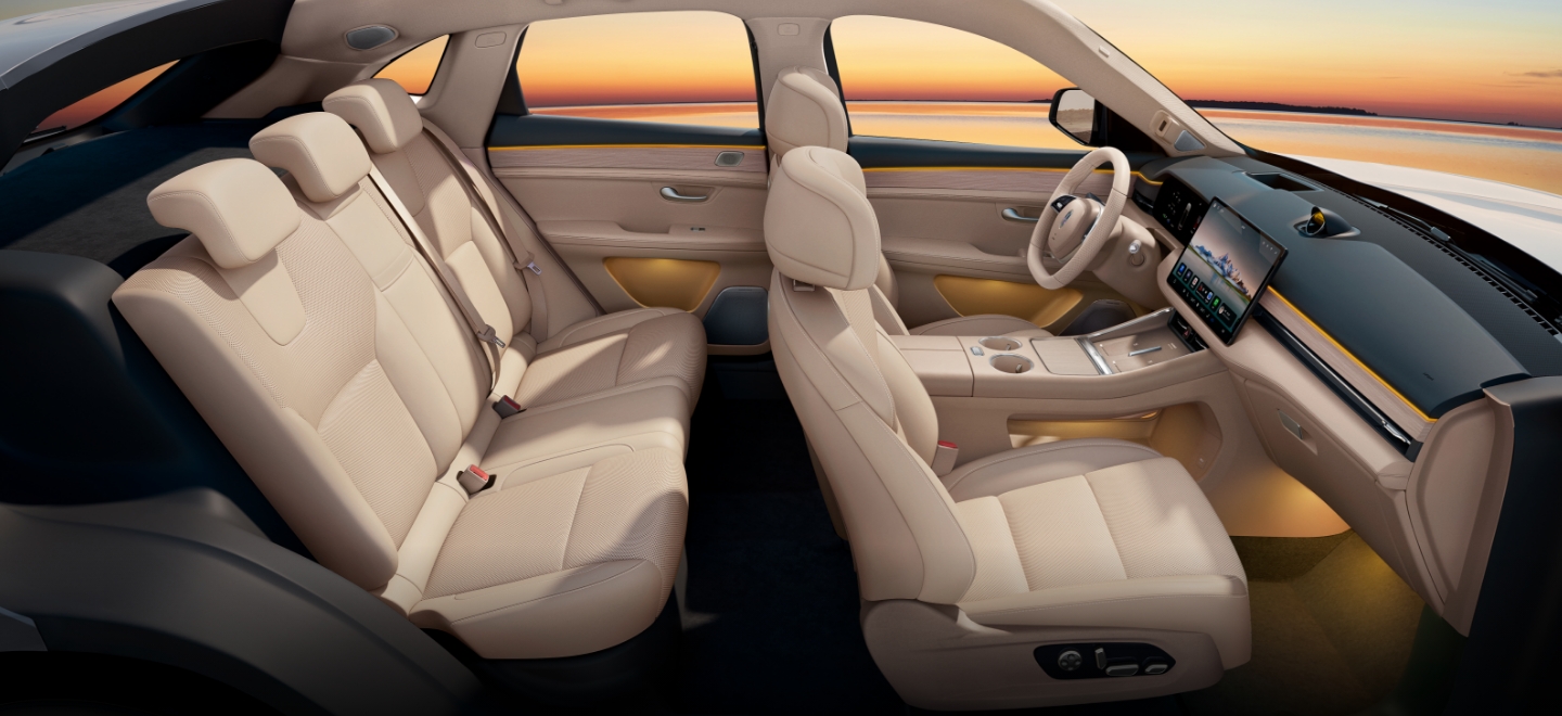 问界 新M5 Ultra 全车舒云座椅