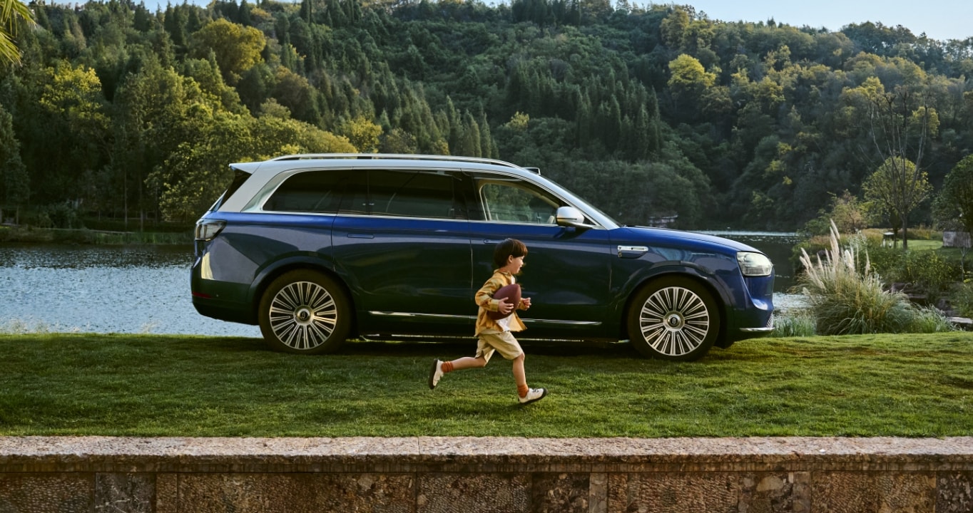 问界 M9 全向融合立体感知系统