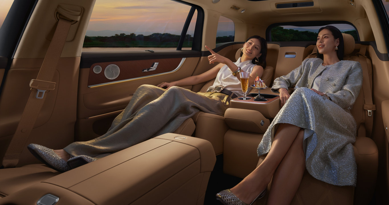 问界 M9 舒适空间