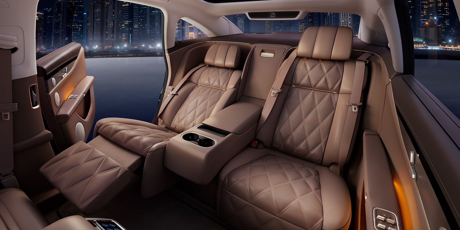 享界 S9 松露棕内饰