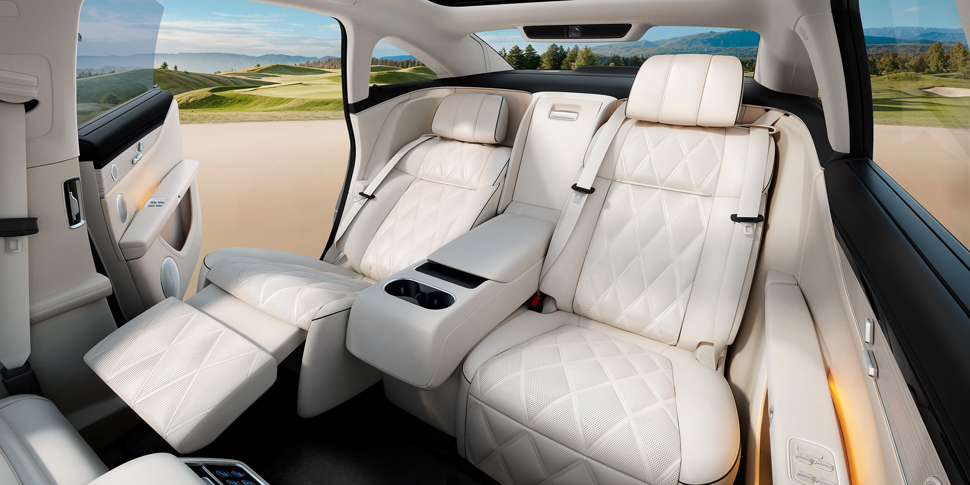 享界 S9 白沙杏内饰