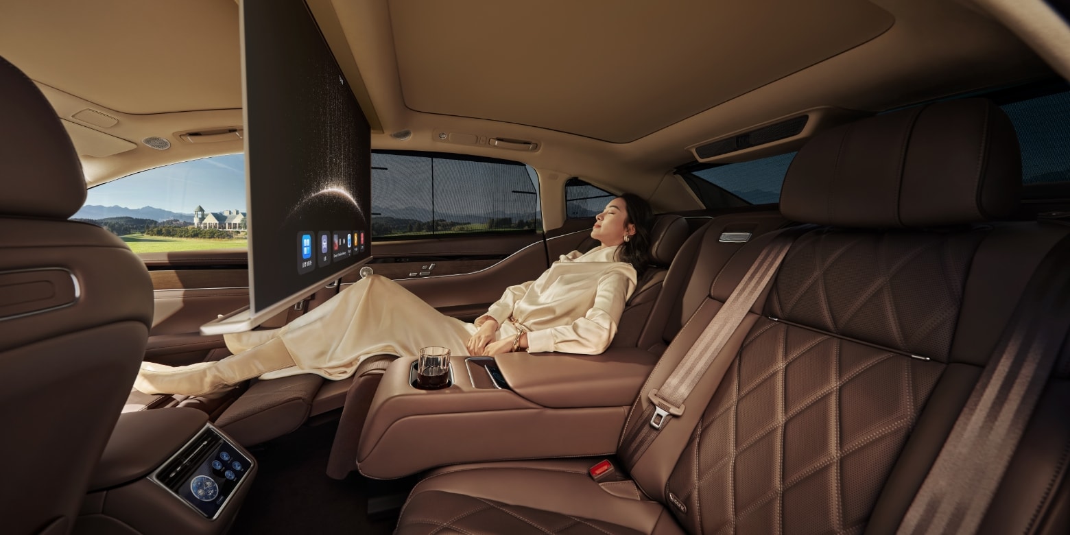 享界 S9 防晒空间