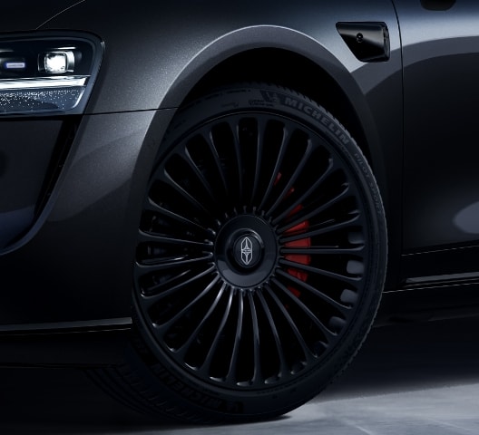 享界 S9T 黑曜套件的轮毂特写