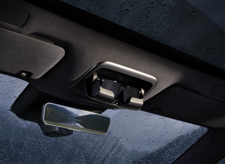 享界 S9T 的太阳镜盒