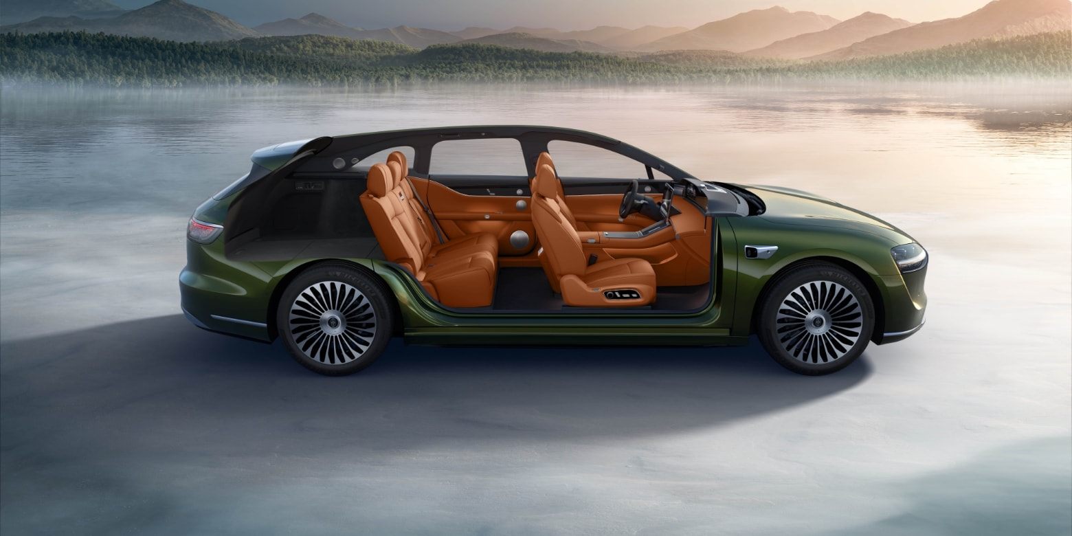 享界 S9T 赤茶橘内饰