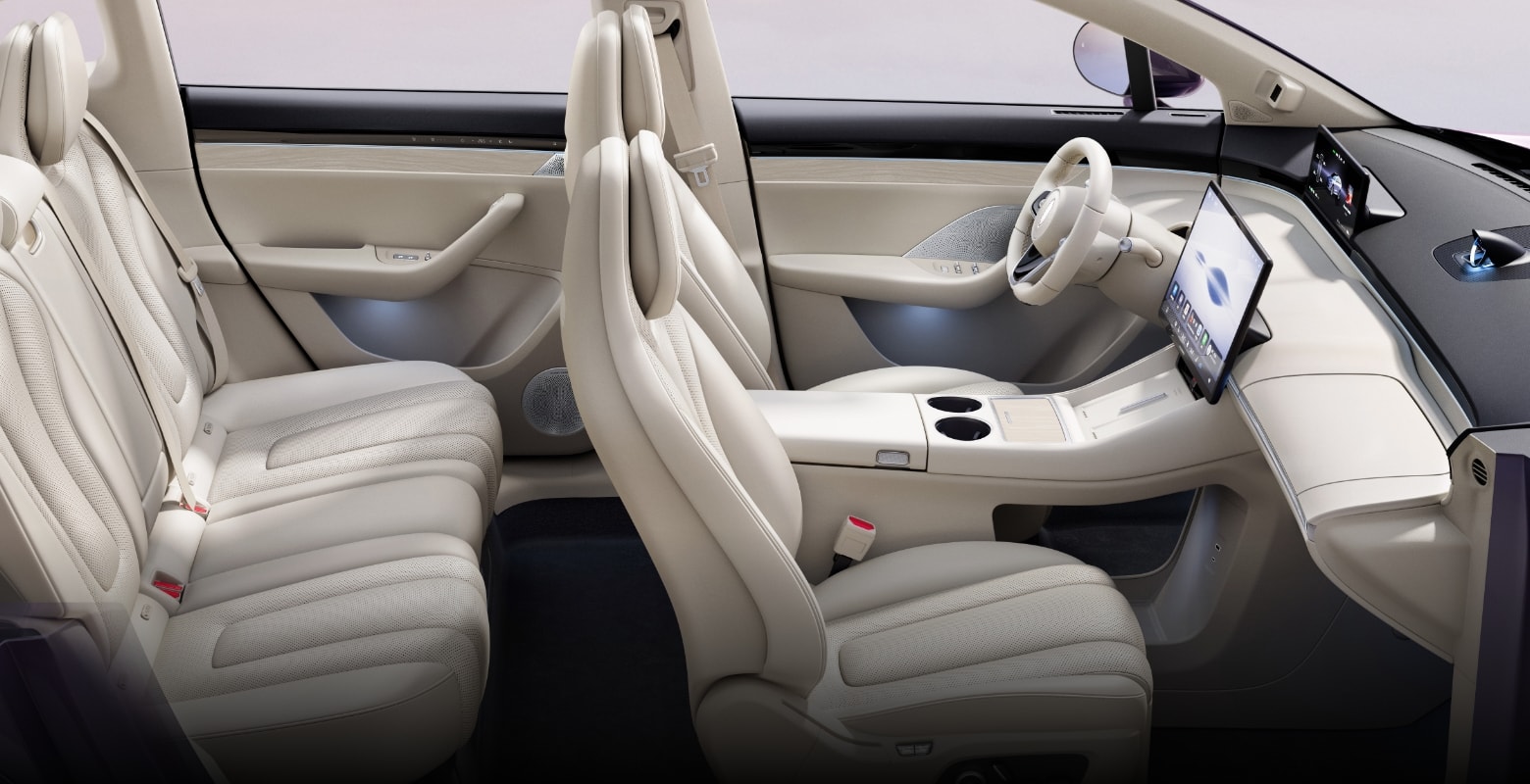 智界 R7 白沙杏内饰